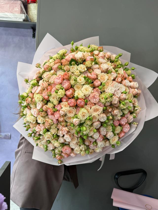 Bunch of Roses | ծաղիկներ, ծաղկեպսակներ, բույսեր - առաքում Երևան