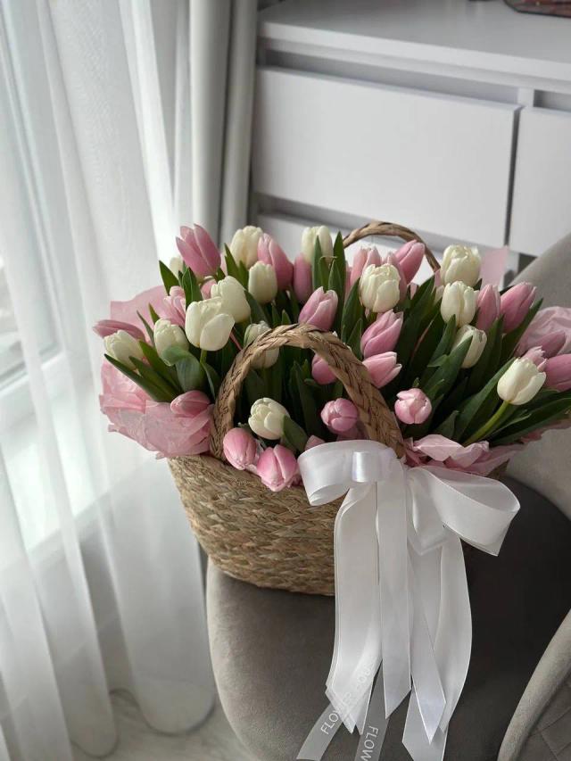 Tulips in a basket | ծաղիկներ, ծաղկեպսակներ, բույսեր - առաքում Երևան