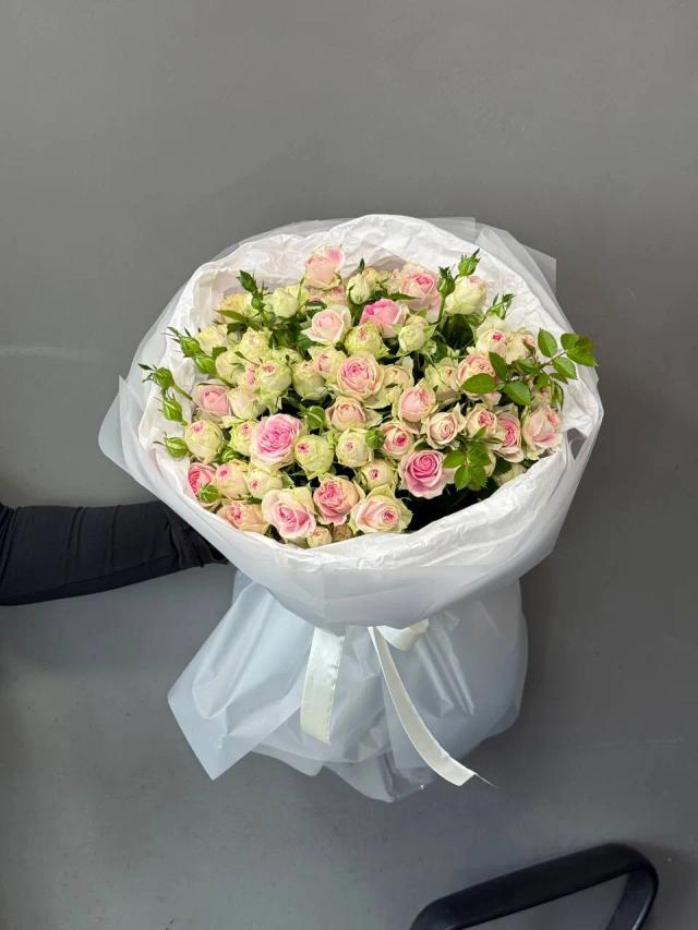 Elegant Bunch of Roses | ծաղիկներ, ծաղկեպսակներ, բույսեր - առաքում Երևան