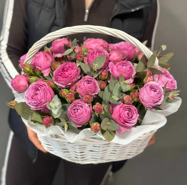 Peonies in a basket | ծաղիկներ, ծաղկեպսակներ, բույսեր - առաքում Երևան