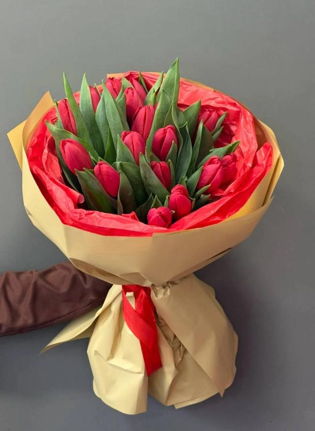 Bunch of tulips | ծաղիկներ, ծաղկեպսակներ, բույսեր - առաքում Երևան