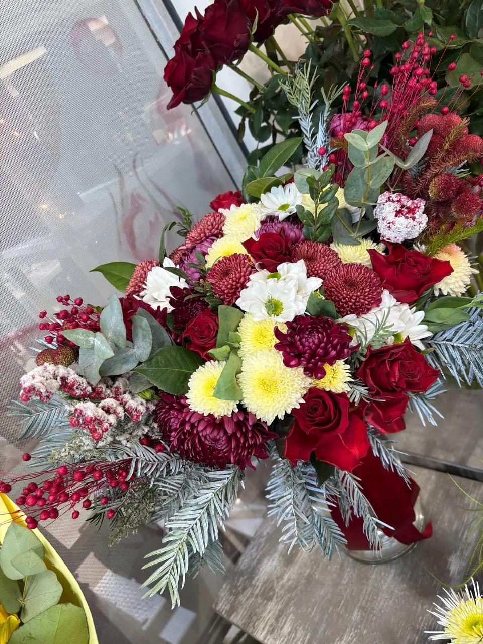 Bouquet of roses and chrysanthemums | ծաղիկներ, ծաղկեպսակներ, բույսեր Երևան