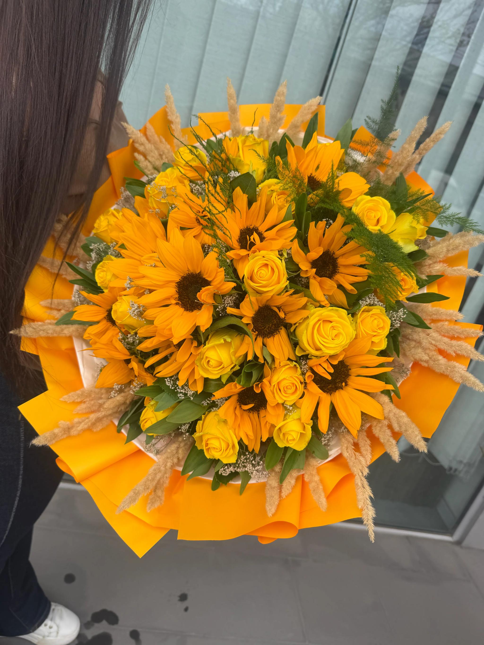 Orange bunch | ծաղիկներ, ծաղկեպսակներ, բույսեր Երևան