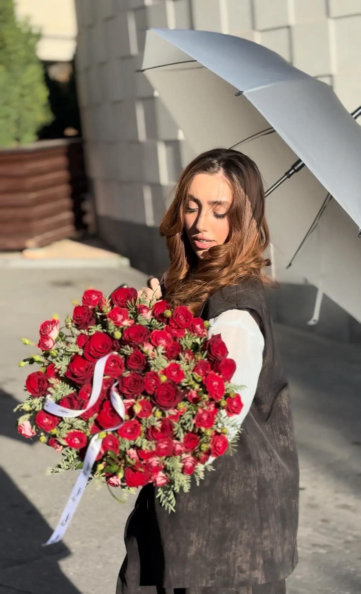 Red roses | ծաղիկներ, ծաղկեպսակներ, բույսեր - առաքում Երևան
