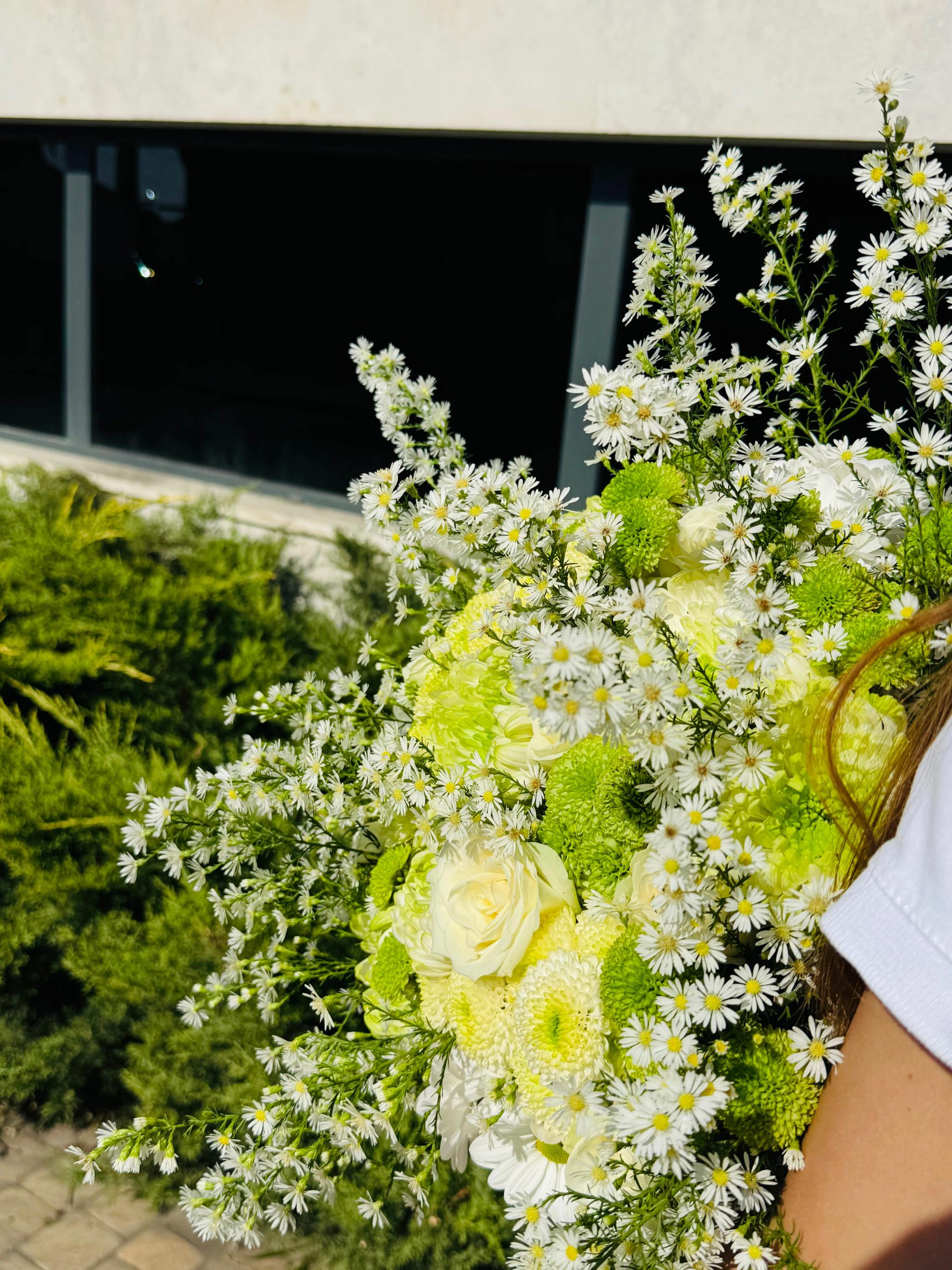 Elegant Bunch | ծաղիկներ, ծաղկեպսակներ, բույսեր Երևան