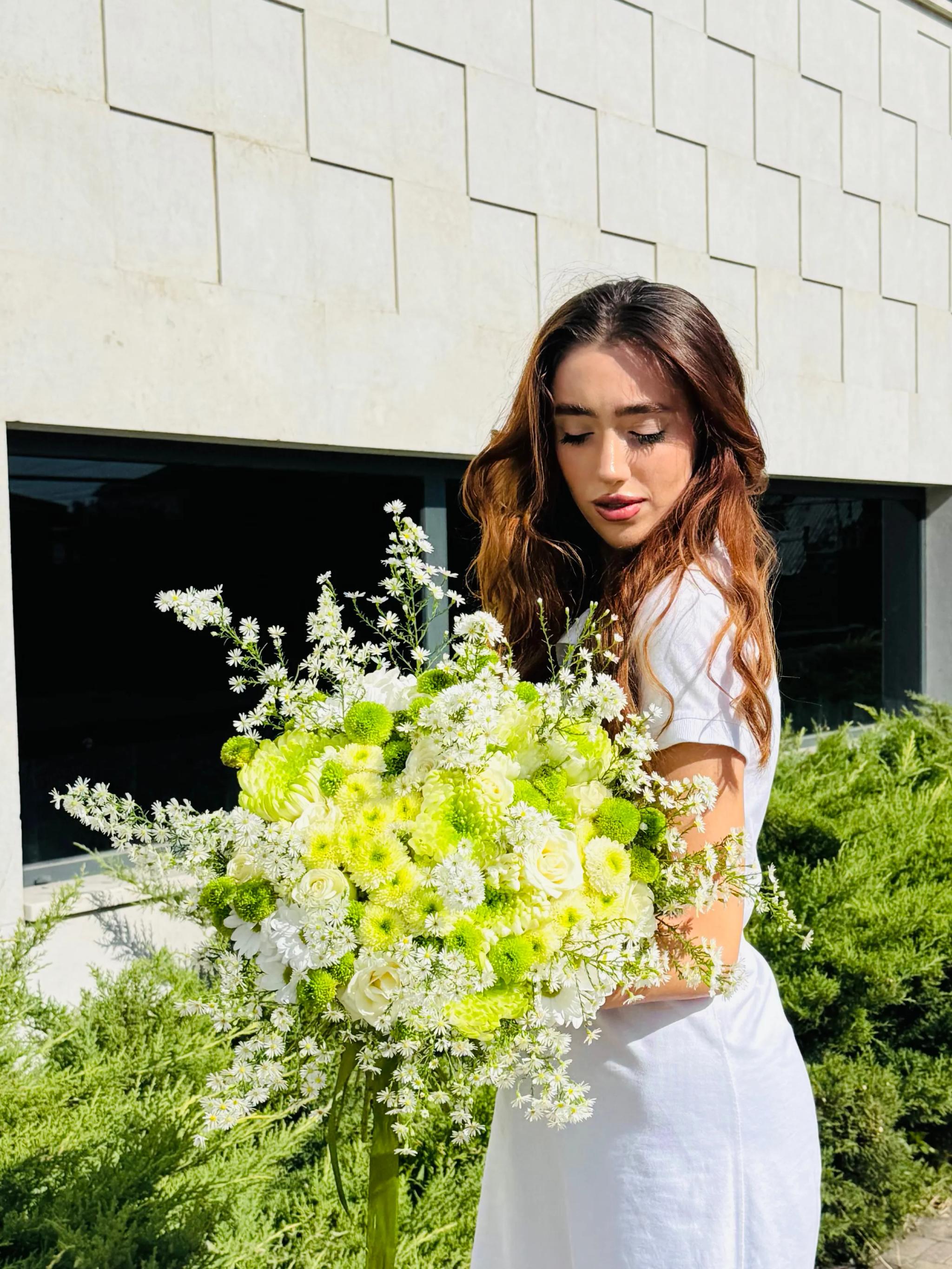 Elegant Bunch | ծաղիկներ, ծաղկեպսակներ, բույսեր Երևան