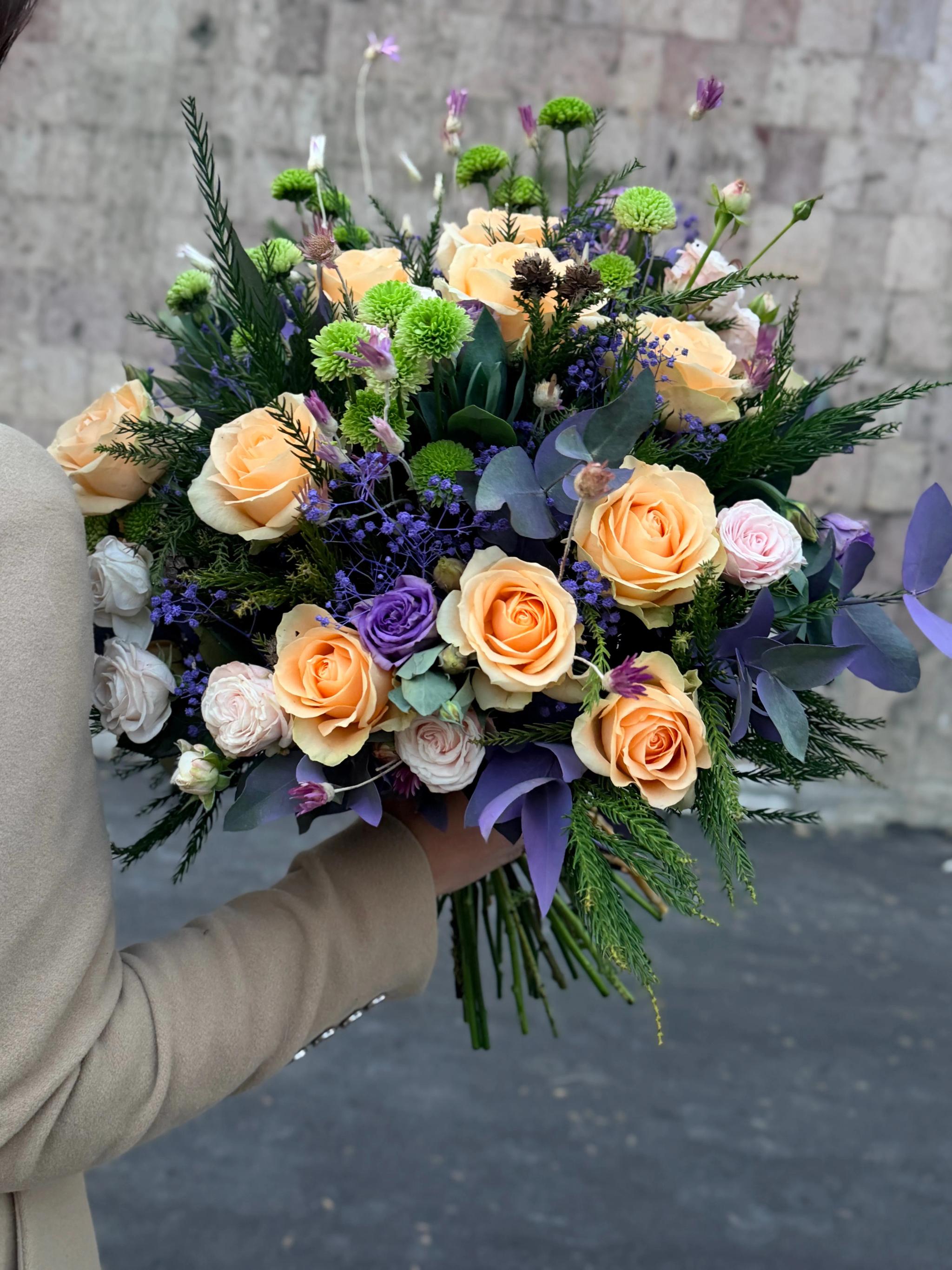 Գարնան շշուկ | ծաղիկներ, ծաղկեպսակներ, բույսեր Երևան