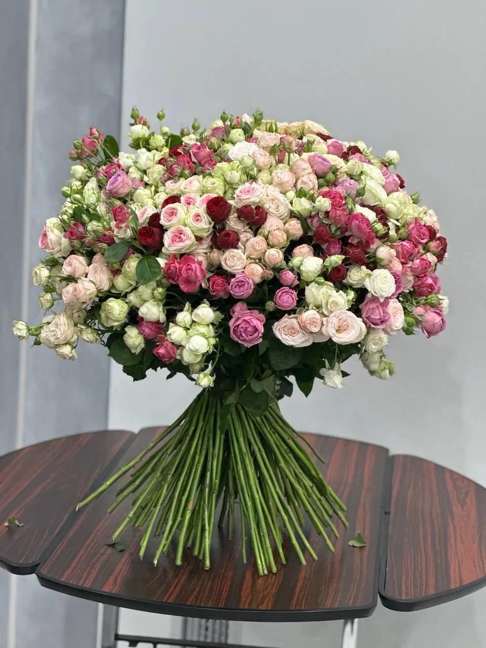 Luxurious bouquet with 101 roses | ծաղիկներ, ծաղկեպսակներ, բույսեր Երևան