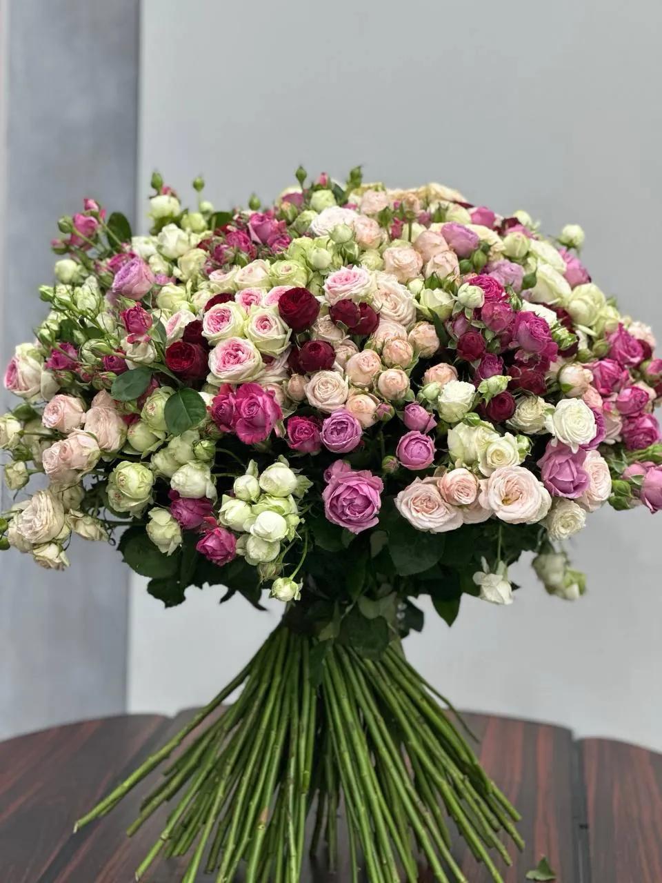 Luxurious bouquet with 101 roses | ծաղիկներ, ծաղկեպսակներ, բույսեր Երևան