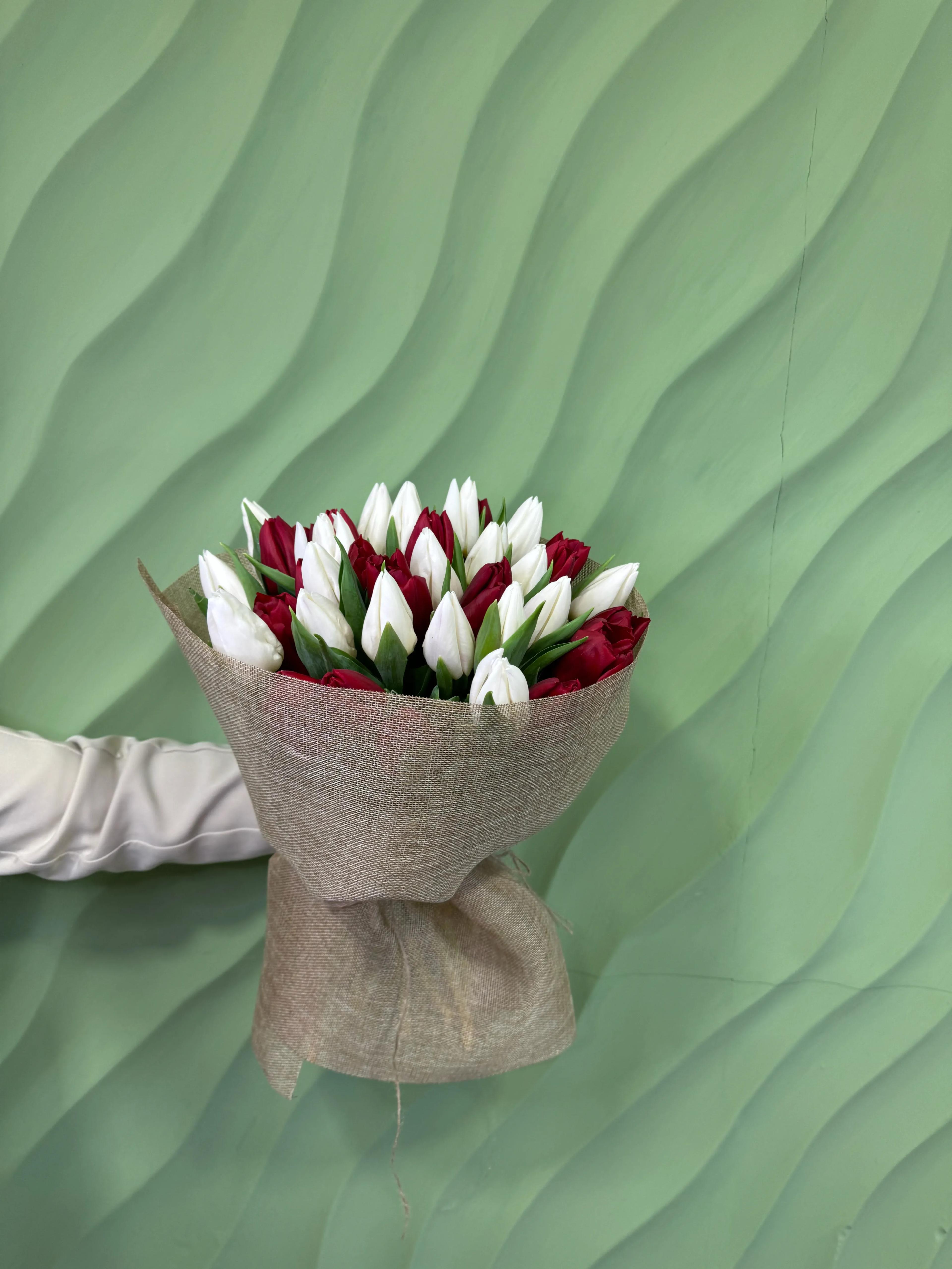 Tulips | ծաղիկներ, ծաղկեպսակներ, բույսեր - առաքում Երևան