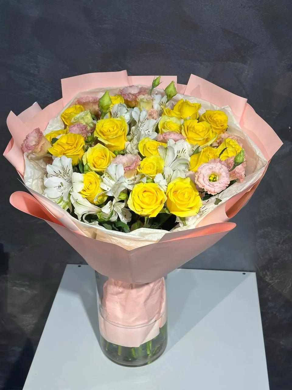 A bright bunch | ծաղիկներ, ծաղկեպսակներ, բույսեր Երևան