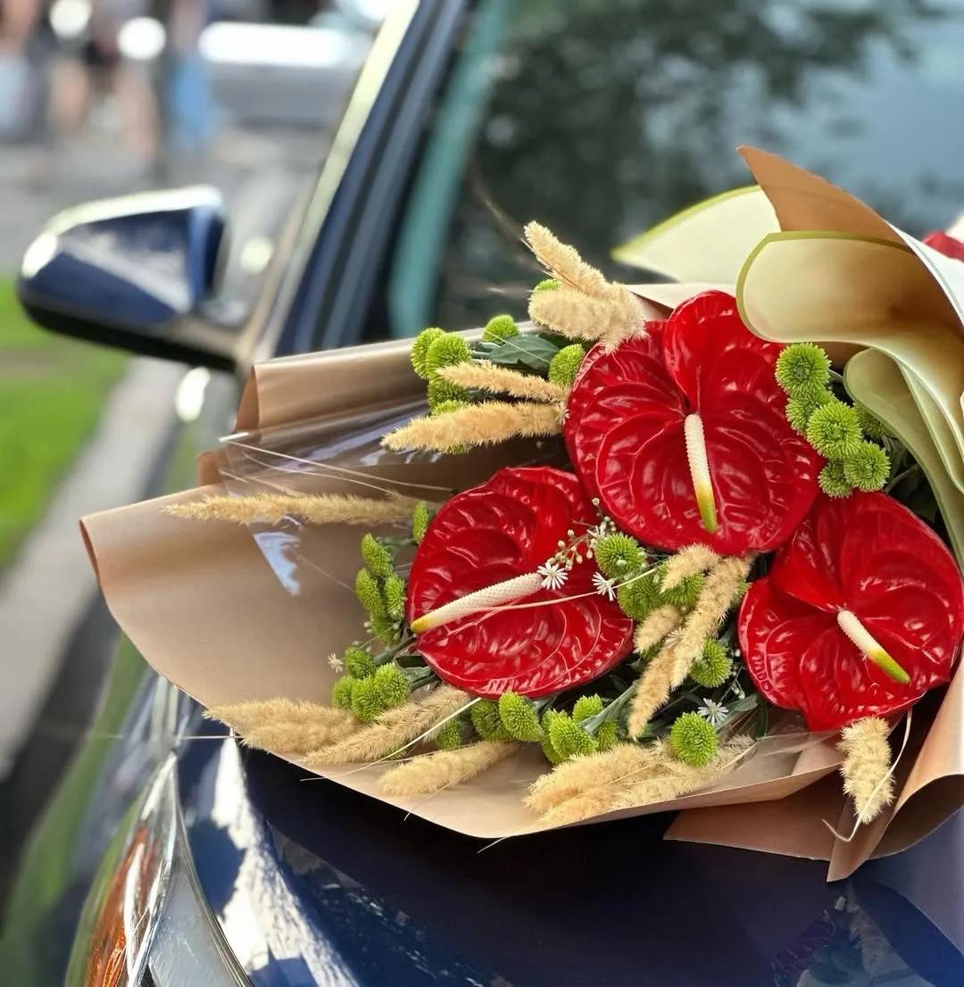 A bunch of anthuriums | ծաղիկներ, ծաղկեպսակներ, բույսեր Երևան