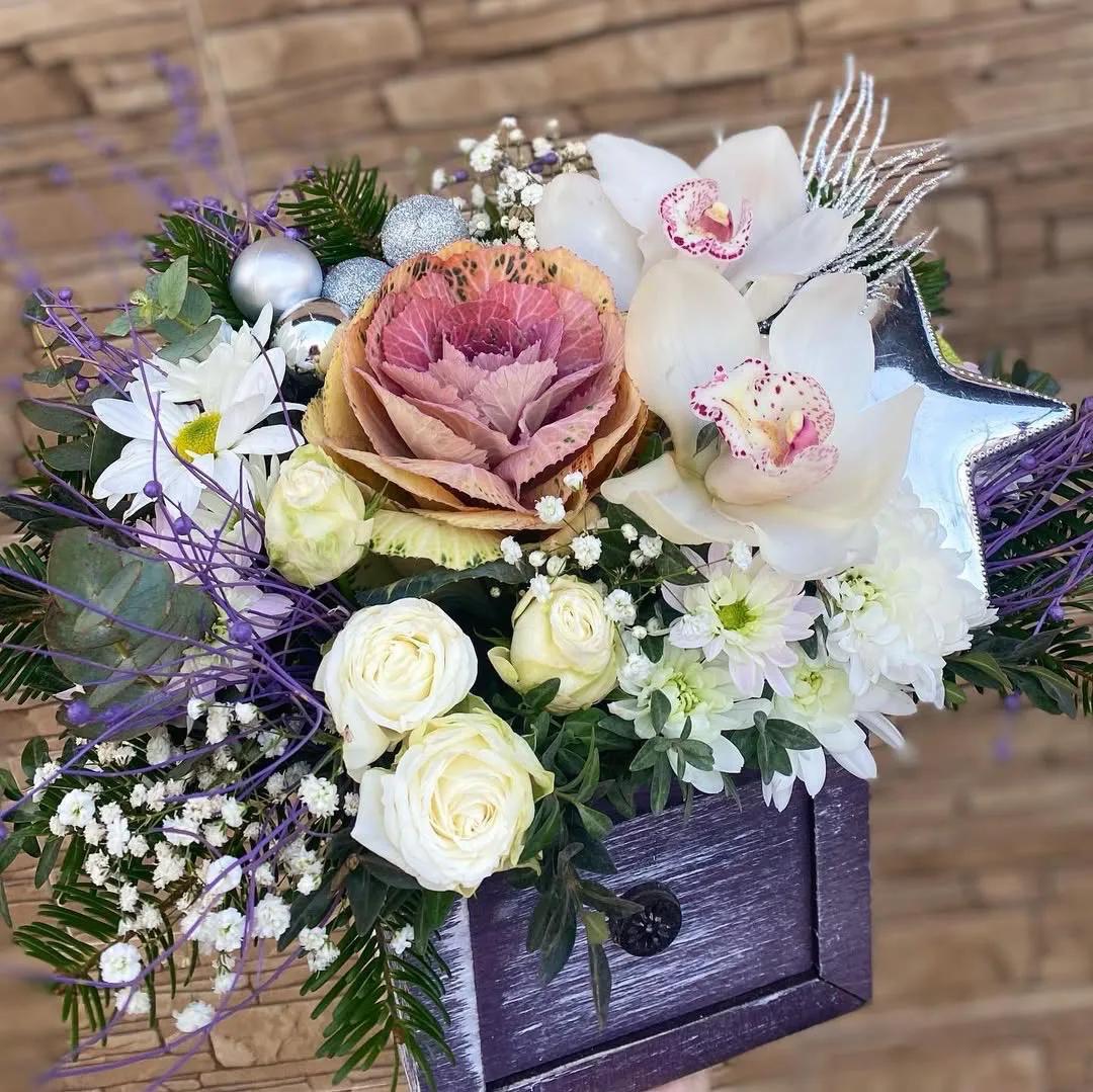 Floral mix in a box | ծաղիկներ, ծաղկեպսակներ, բույսեր Երևան