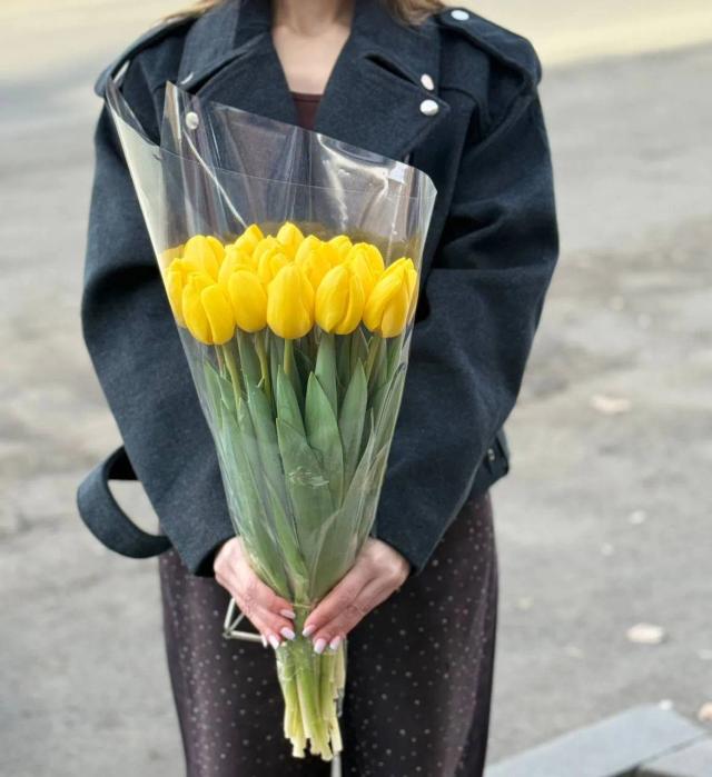 Yellow tulips | ծաղիկներ, ծաղկեպսակներ, բույսեր - առաքում Երևան
