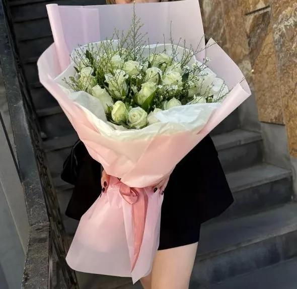Classic bouquet | ծաղիկներ, ծաղկեպսակներ, բույսեր Երևան Classic bouquet | ծաղիկներ, ծաղկեպսակներ, բույսեր Երևան