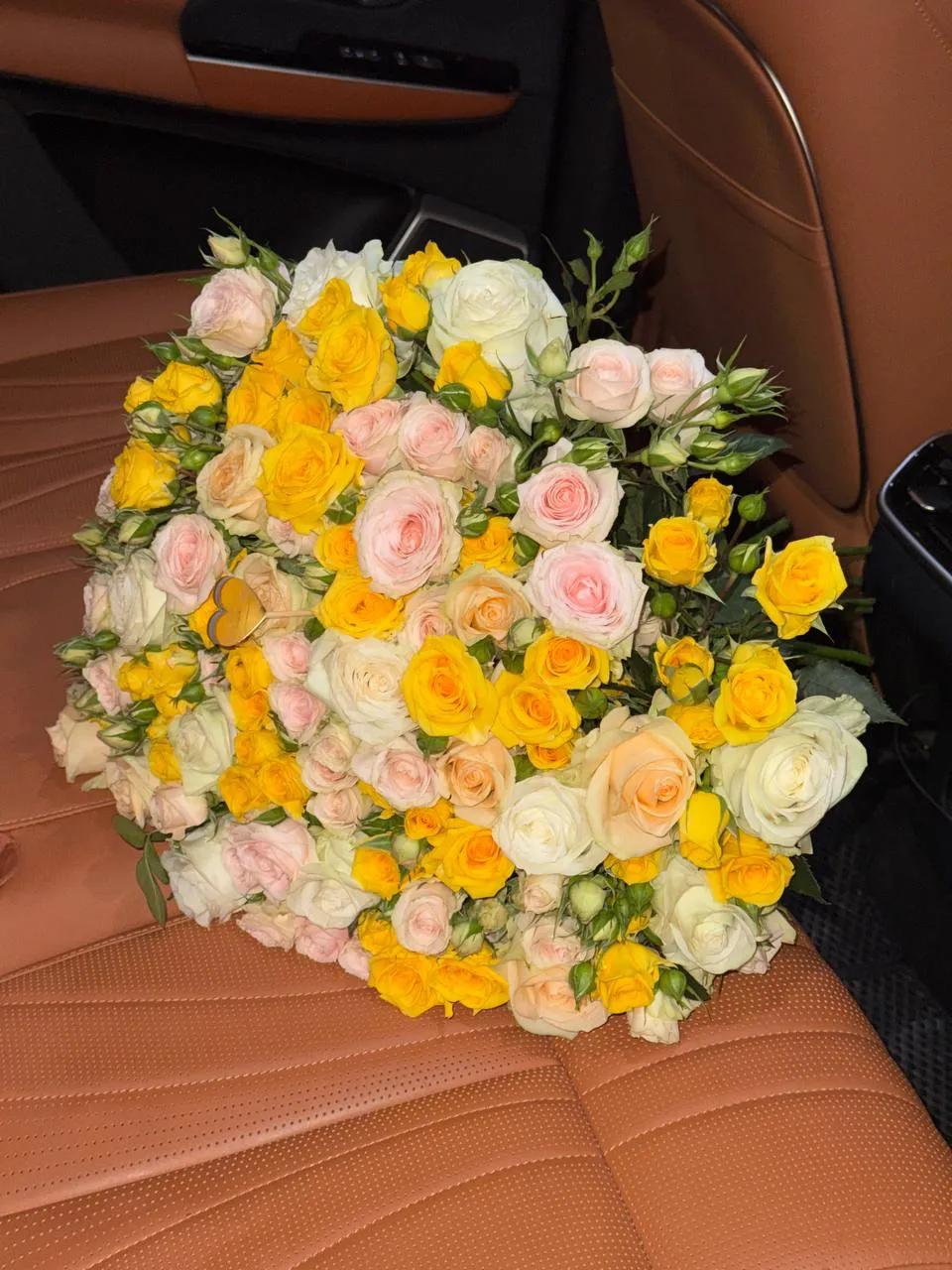 Colorful bouquet roses | ծաղիկներ, ծաղկեպսակներ, բույսեր Երևան Colorful bouquet roses | ծաղիկներ, ծաղկեպսակներ, բույսեր Երևան